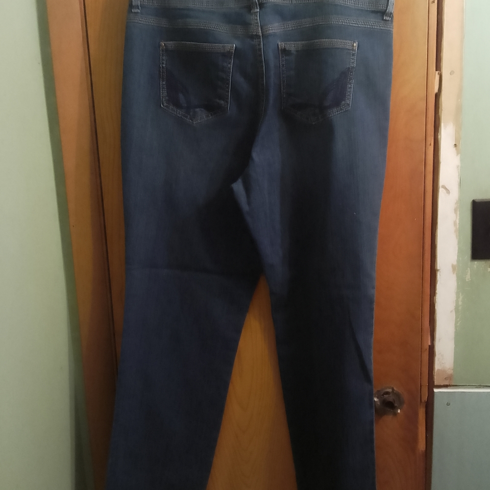 Gloria Vanderbilt Classic Blue‎ Straight Leg Jeans